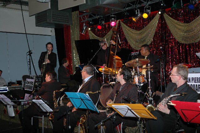 min 2007 11 10 fous swing 109